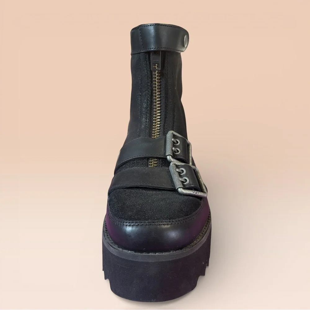UGG Moto Punk Mini Women Ankle Boots Black Leather & Sheepskin Interior US Sz 8 - Picture 11 of 13